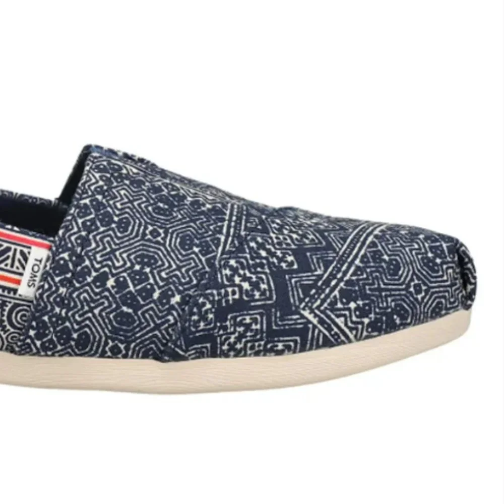 TOMS Alpargata Slip On Flats size 9 Womens - Picture 2 of 3
